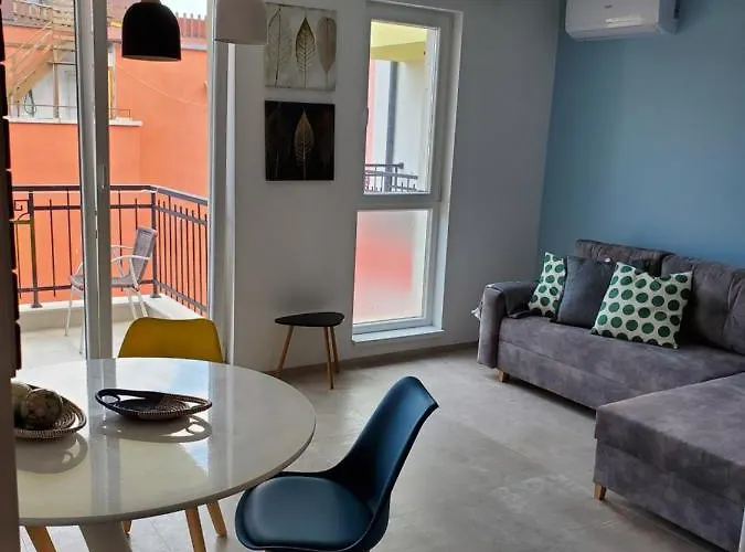 Tatyana The Wave Apartment *